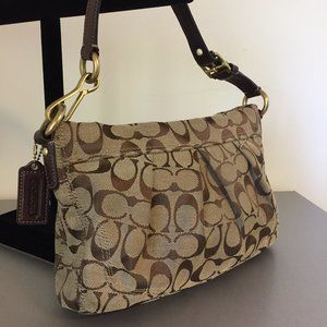 Classic Coach Shoulder Bag